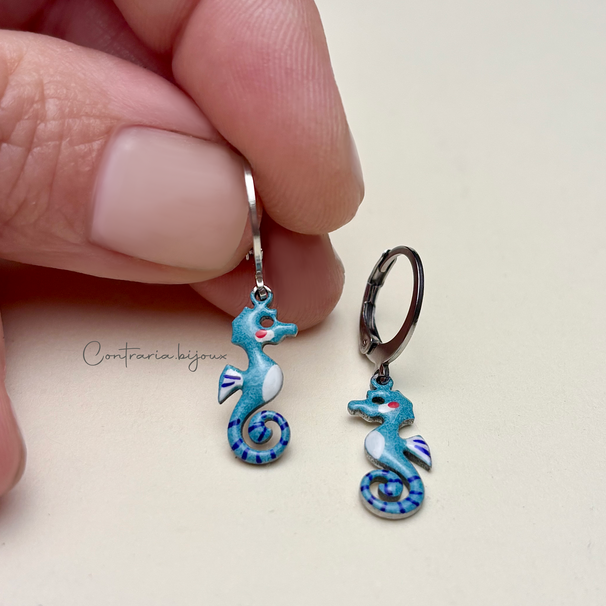 Orecchini cavalluccio marino unici e artigianali - ContrariaBijoux