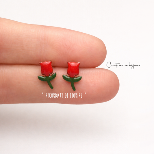 Orecchini Tulipani: Eleganza e Stile Unici - ContrariaBijoux