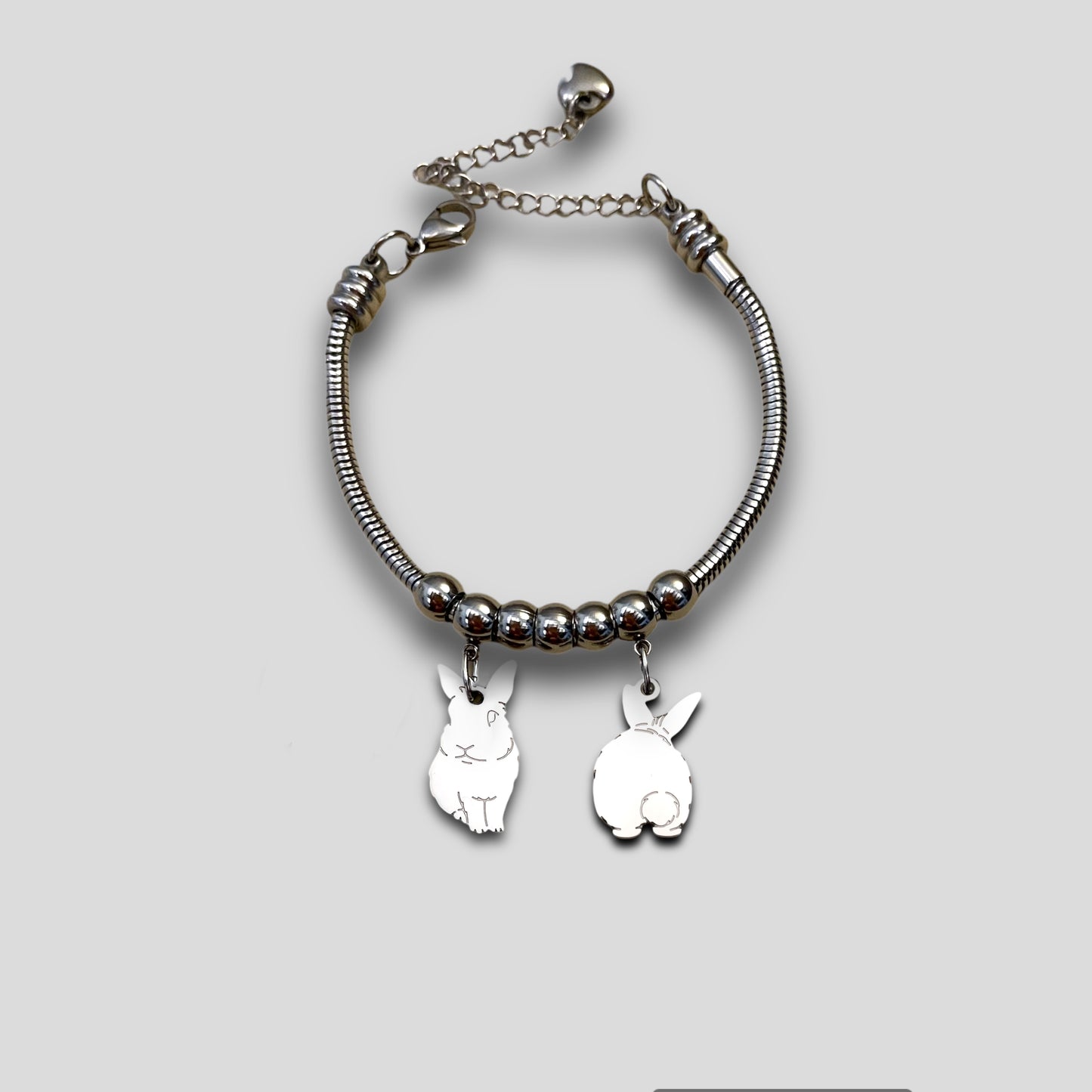 Bracciale coniglio, Bracciale personalizzato ciondolo coniglietto e cuore con nome inciso - ContrariaBijoux