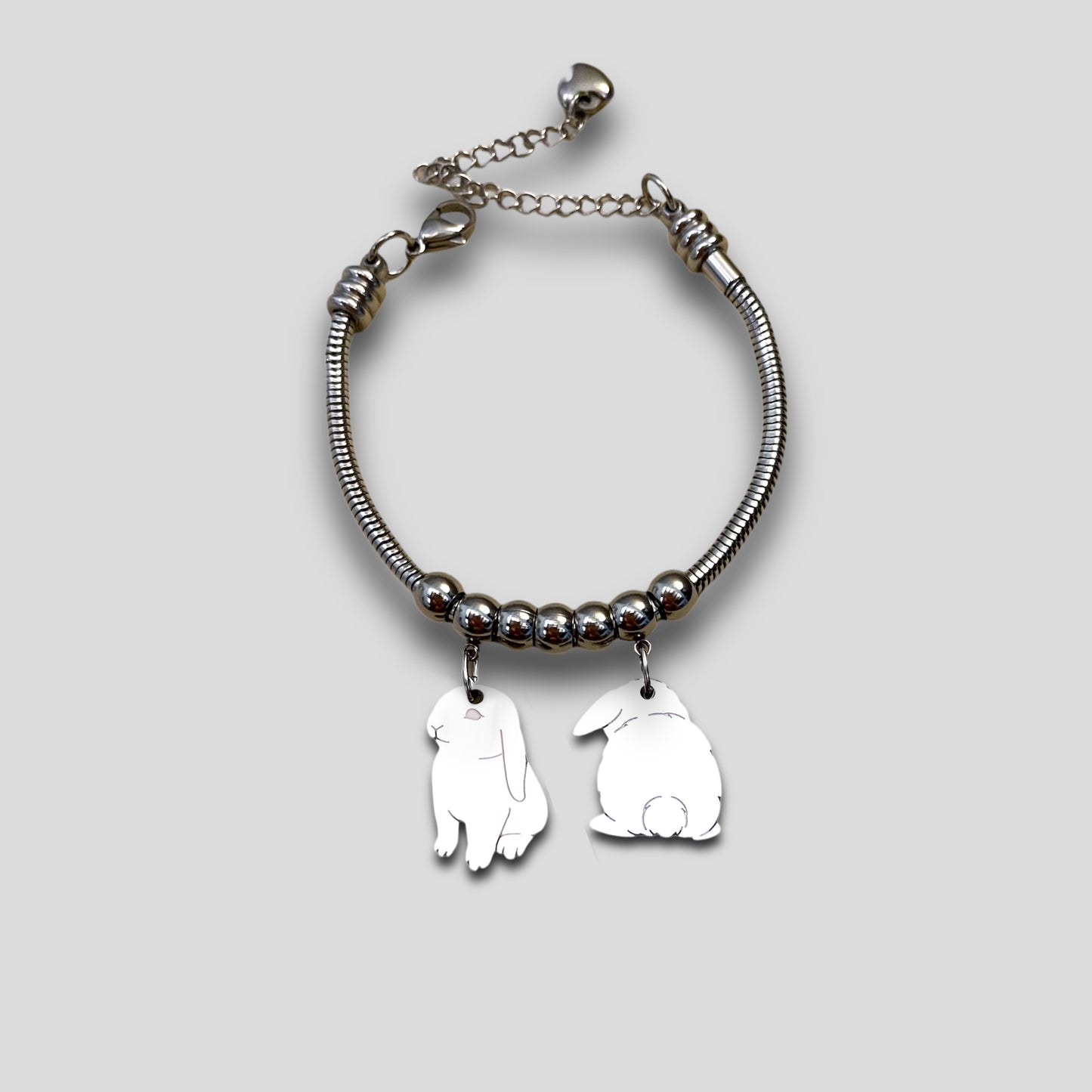 Bracciale Coniglio Ariete e ciondolo cuore con iniziale incisa - ContrariaBijoux