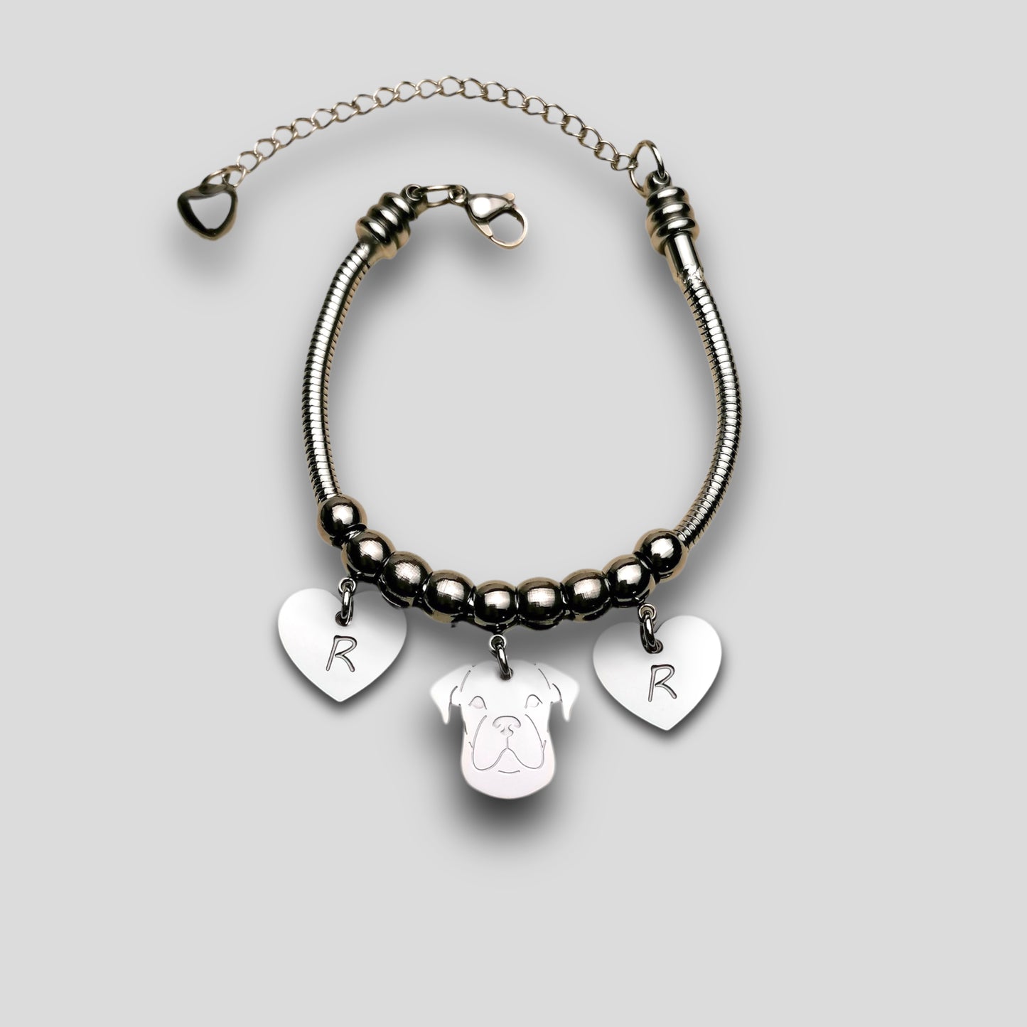 Bracciale cane Boxer e zampa con iniziale incisa, Bracciale ciondolo boxer - ContrariaBijoux