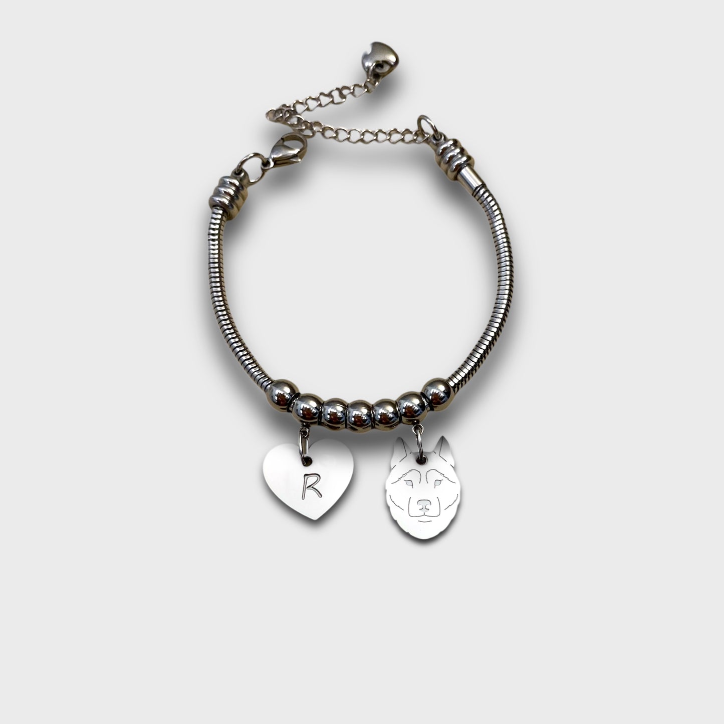 Bracciale Cane Husky e zampa con iniziale incisa - ContrariaBijoux