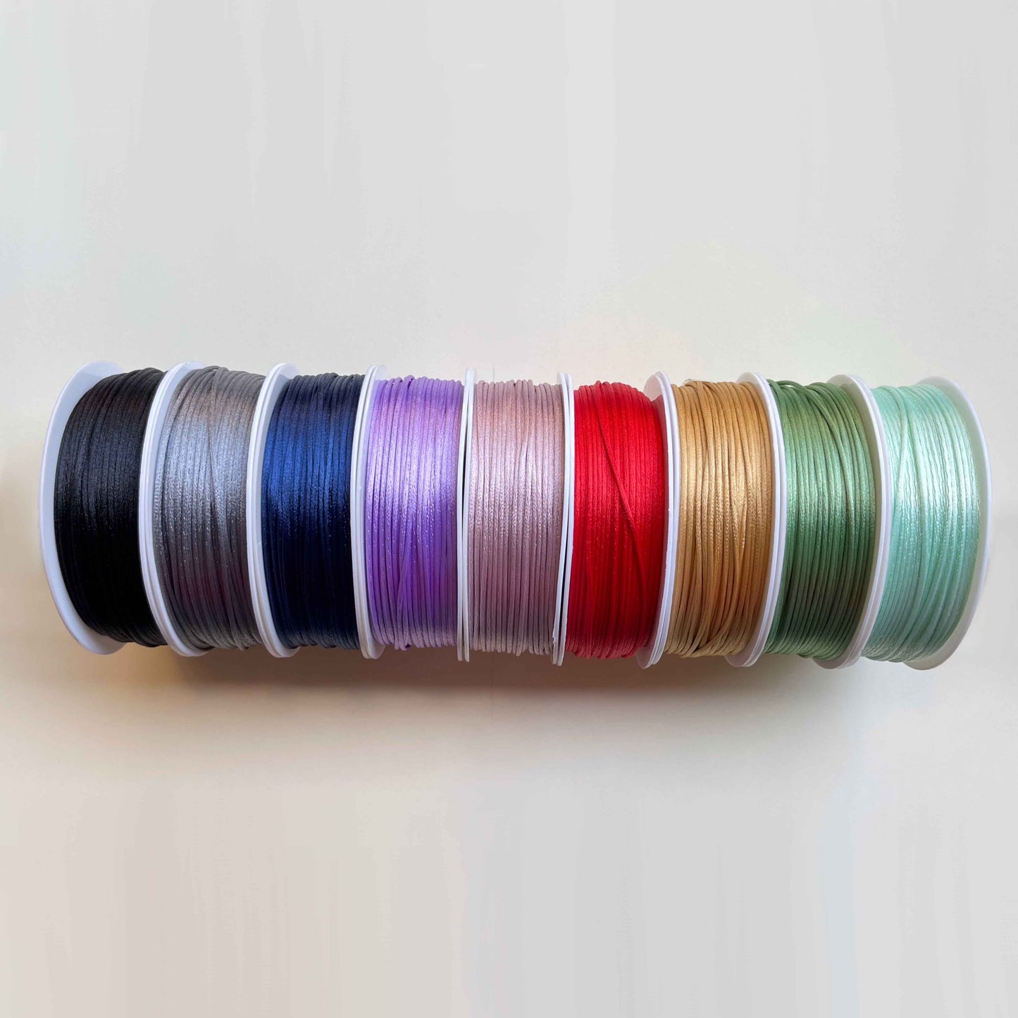 Bracciale Gatto accucciato , ciondolo gatto accucciato , Bracciale con gatti