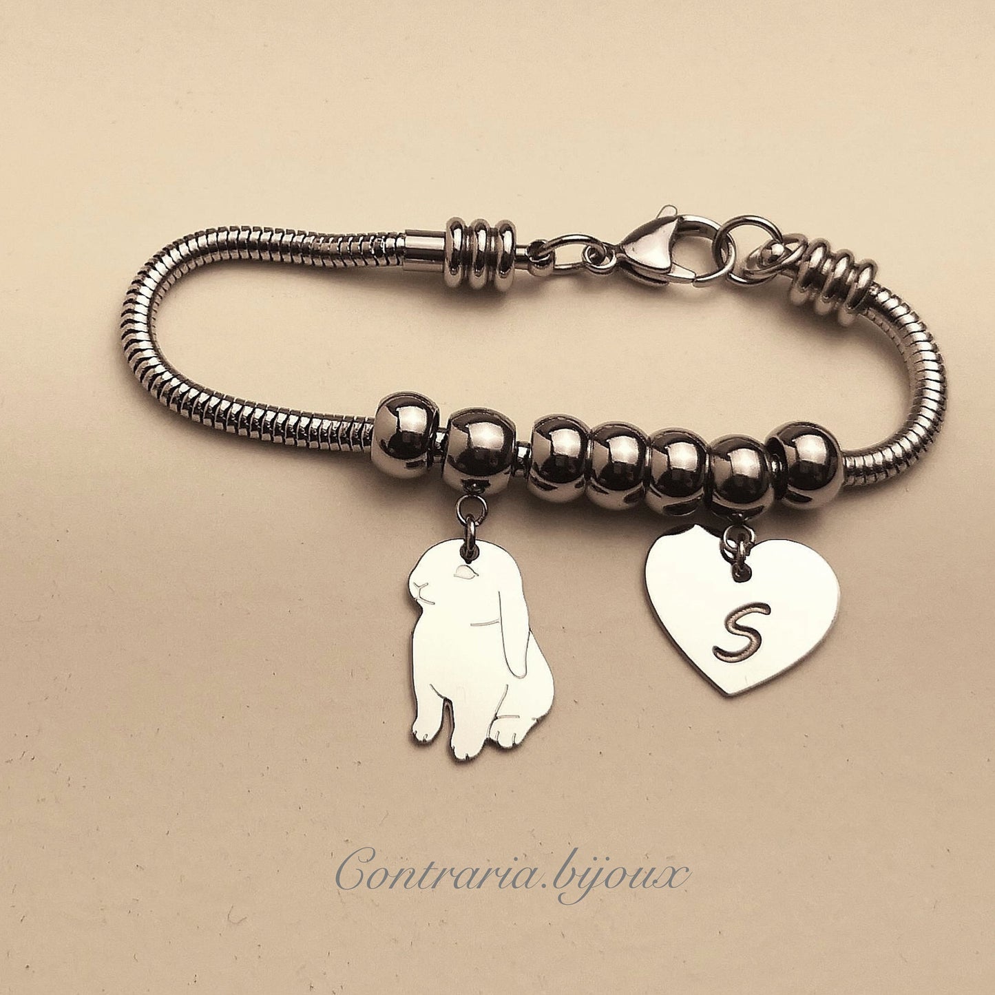Bracciale Coniglio Ariete e ciondolo cuore con iniziale incisa