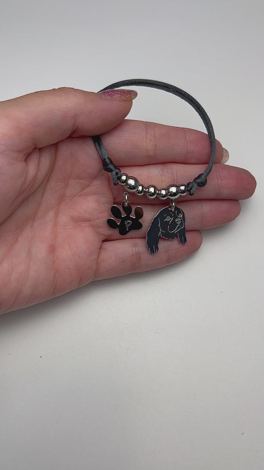 Bracciale Cane Cavalier King con zampa e iniziale incisa, Ciondolo Cavalier King