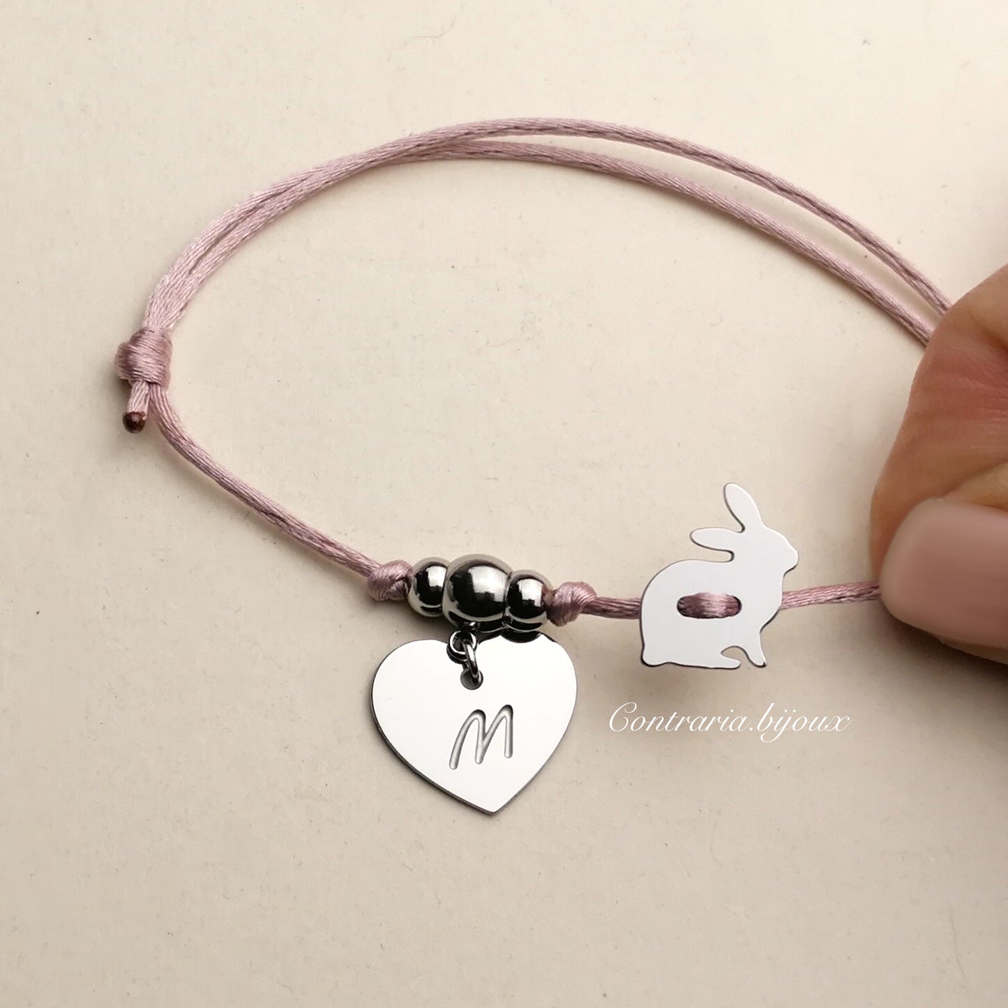 Bracciale Coniglio e cuore con iniziale incisa - ContrariaBijoux