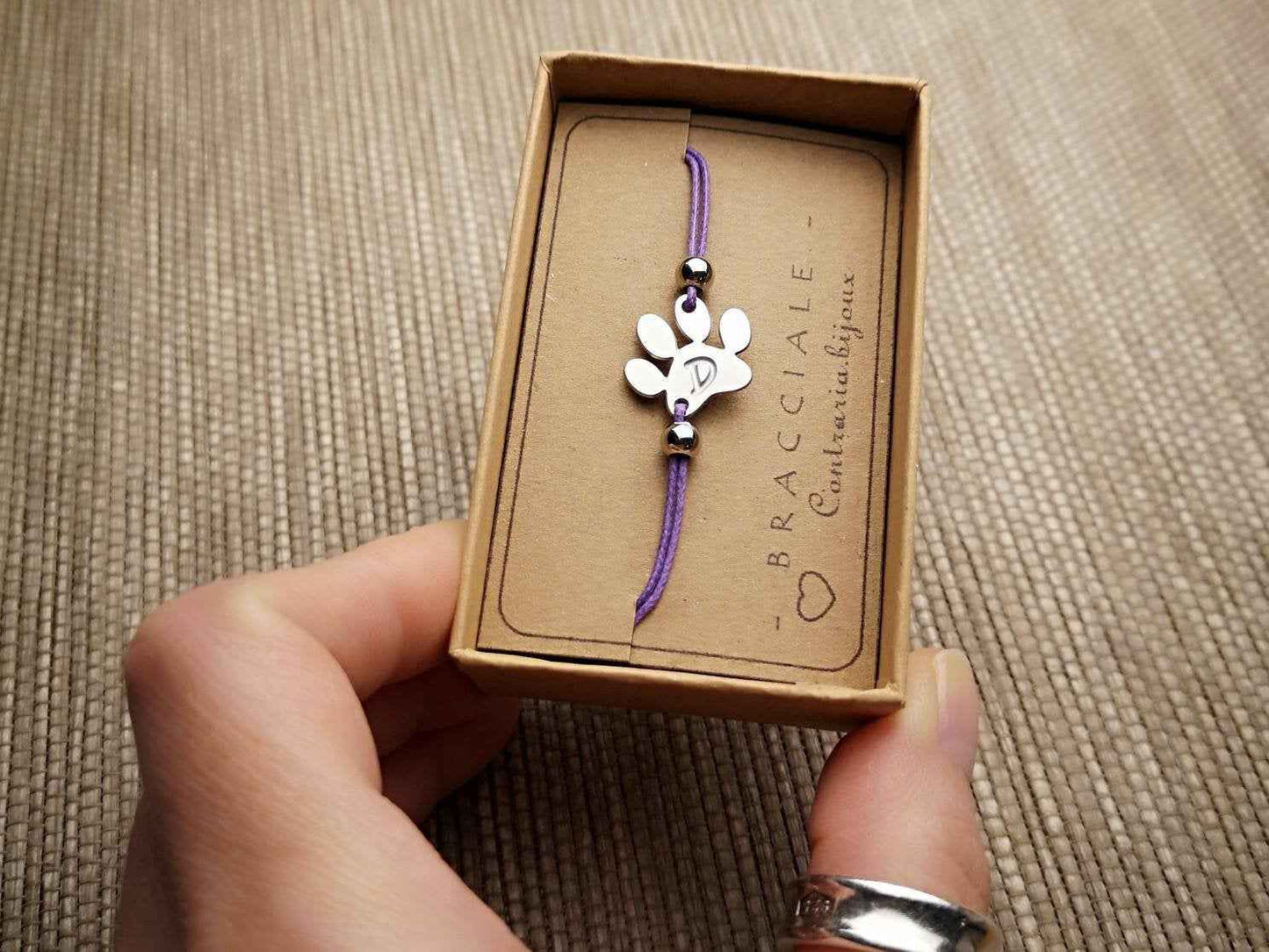 Bracciale Zampa personalizzato con "iniziale" incisa, Bracciale con zampe cane o gatto