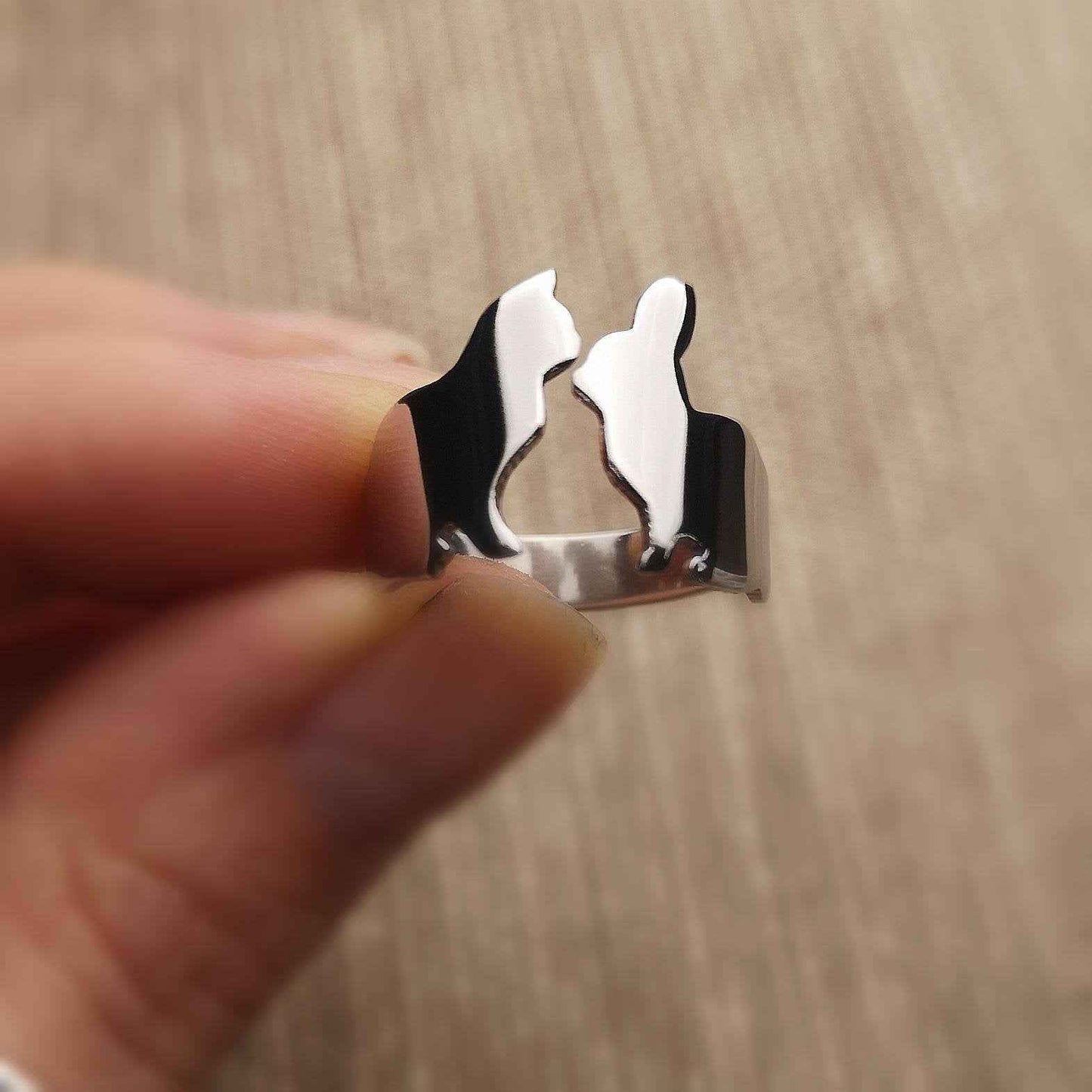 Anello con Conigli innamorati,  Anello personalizzato con coniglio