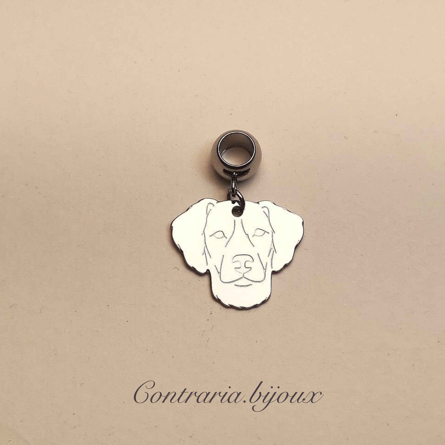 Bracciale cane Epagneul Breton e zampa con lettera incisa, Bracciale ciondolo breton