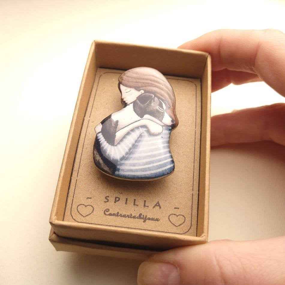 Spilla ragazza e border collie