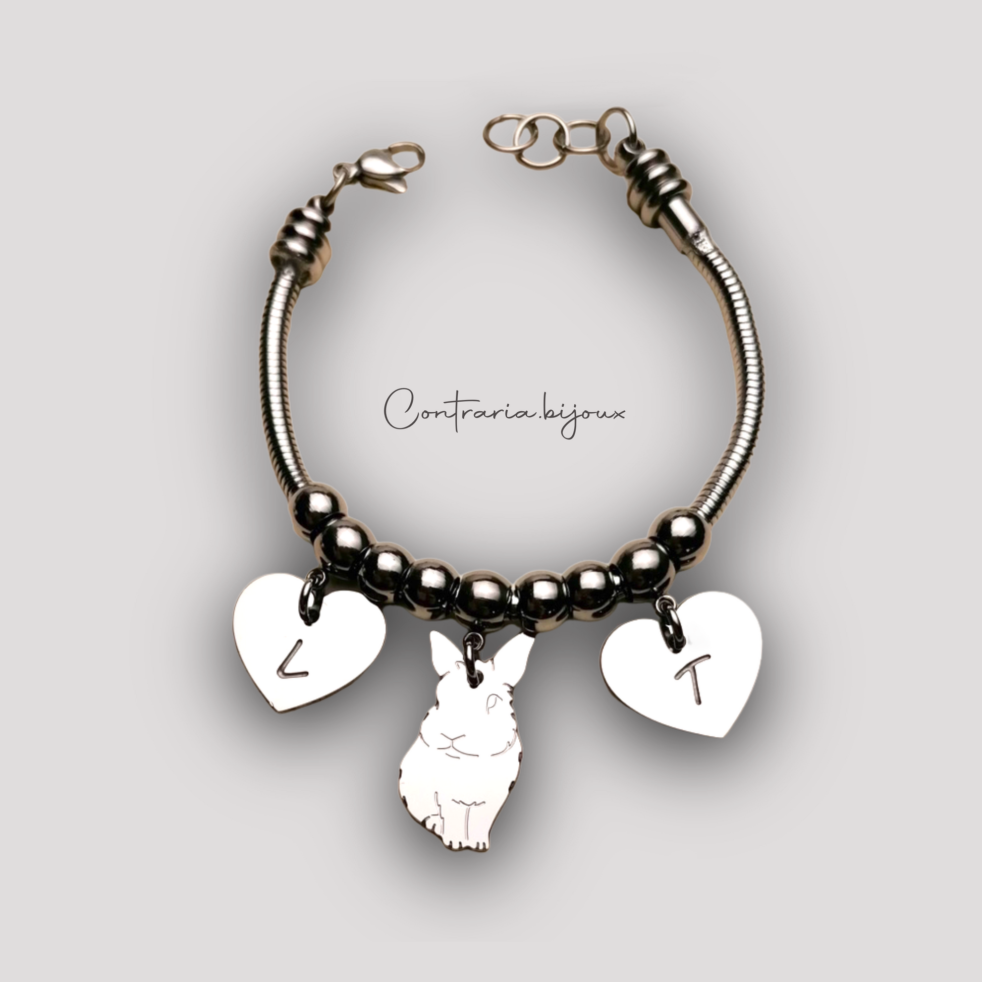Bracciale coniglio, Bracciale personalizzato ciondolo coniglietto e cuore con nome inciso - ContrariaBijoux