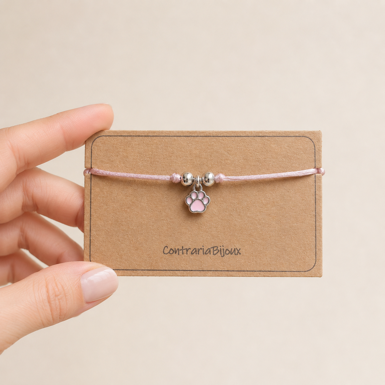 Bracciale cordino con ciondolo zampetta gatto smaltata