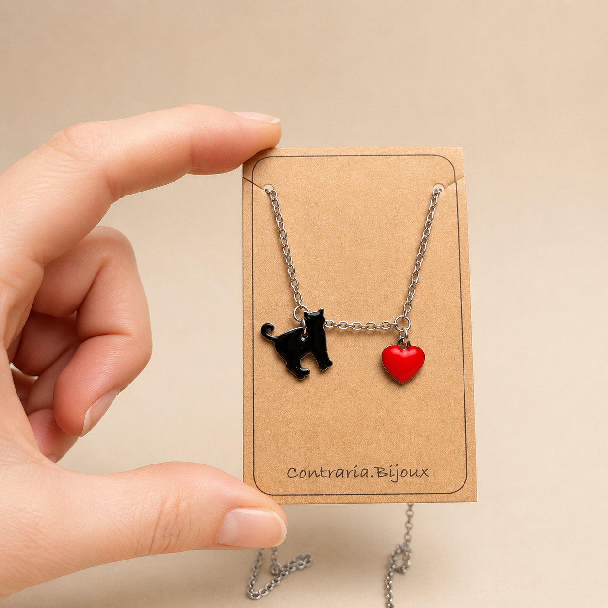 Collana con ciondolo Gatto nero cuore