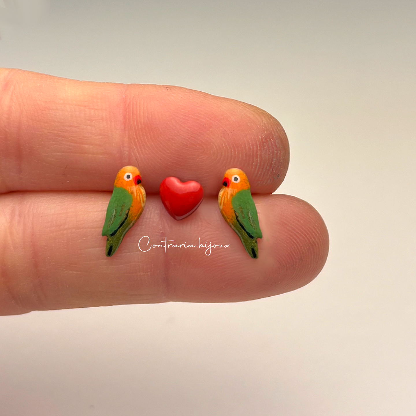 Orecchini pappagalli inseparabili e cuore - Eleganti orecchini pappagalli - ContrariaBijoux