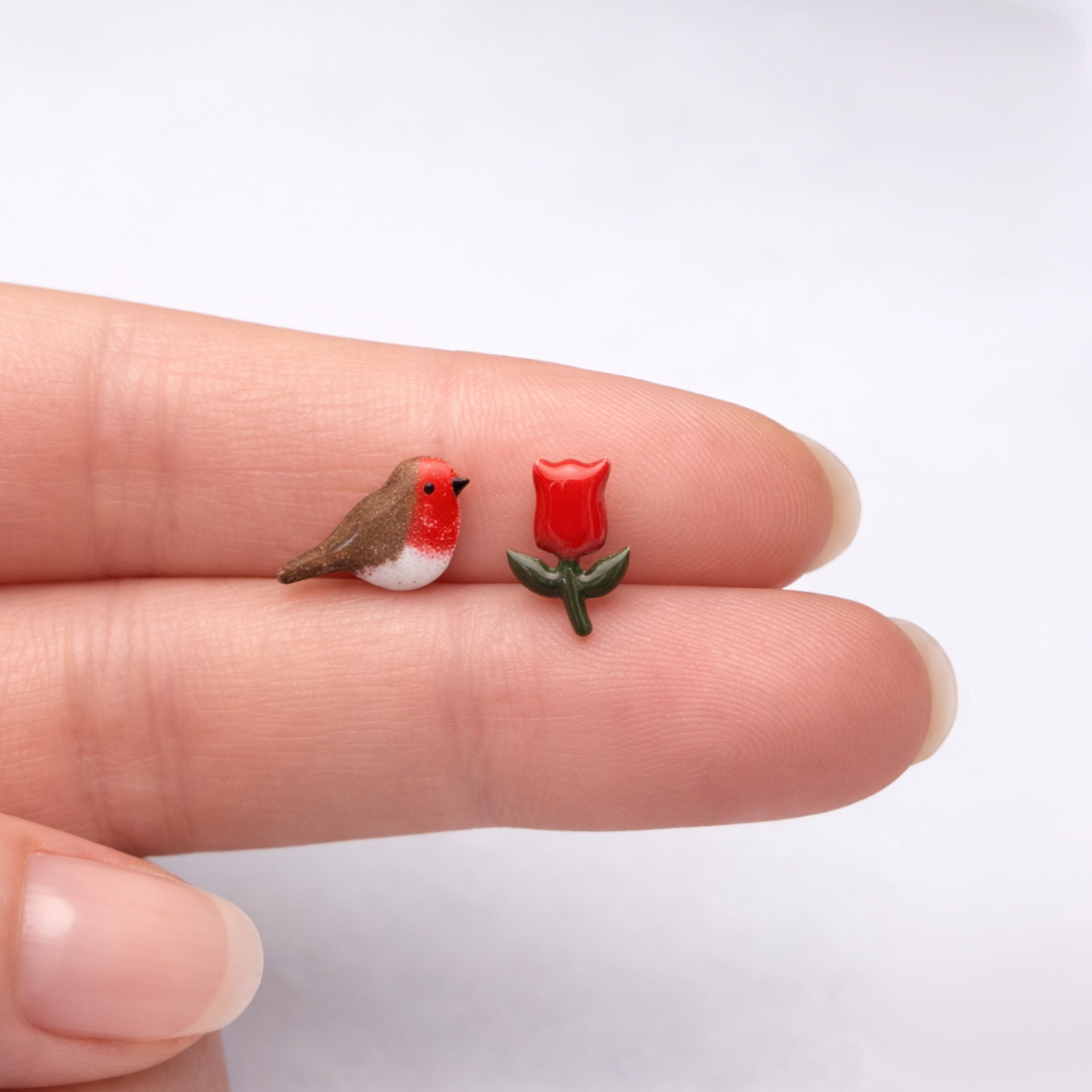 Orecchino pettirosso e tulipano rosso - ContrariaBijoux