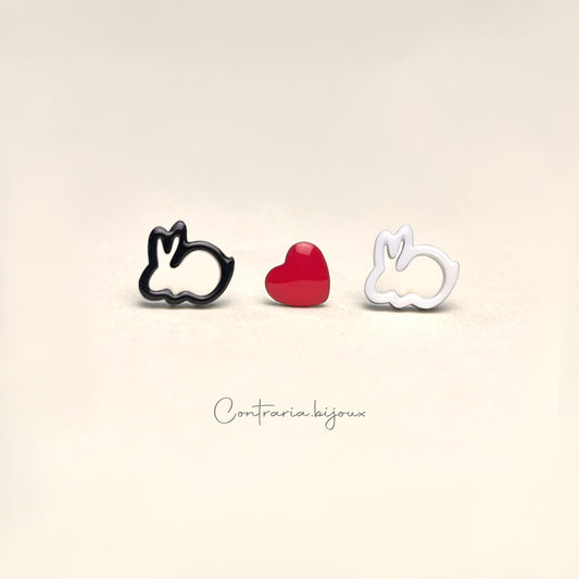 Tre Orecchini :  Coniglio Bianco , cuore, Coniglio nero - ContrariaBijoux