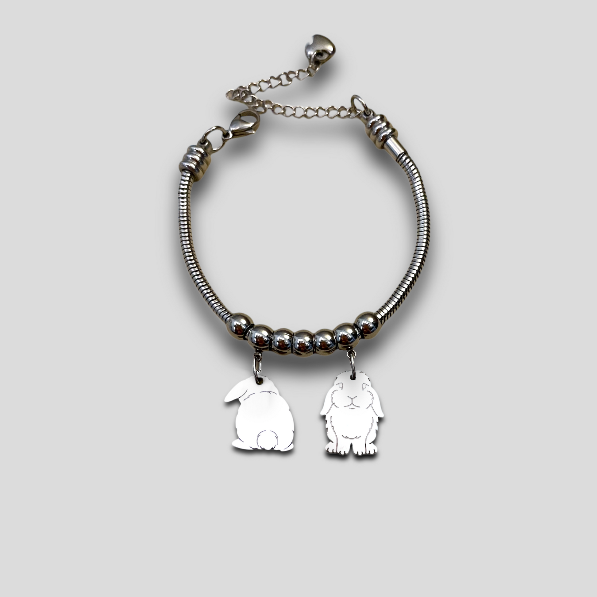 Bracciale ciondolo coniglio, Bracciale coniglio ariete e cuore con nome inciso, bracciale coniglio personalizzato - ContrariaBijoux