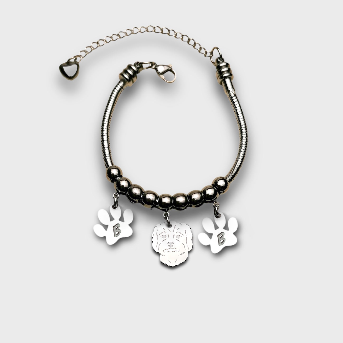 Bracciale con Cane Maltese, ciondolo  Maltese , bracciale Personalizzato  con zampa con iniziale incisa, Bracciale Maltese - ContrariaBijoux