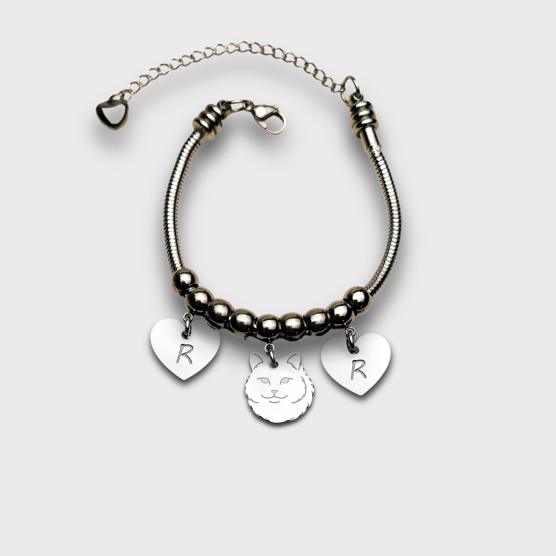 Bracciale Gatto e zampa con iniziale incisa, Bracciale gatto pelo lungo - ContrariaBijoux