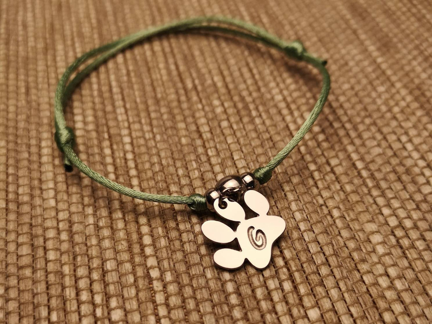 Bracciale Zampa con lettera incisa personalizzata - ContrariaBijoux