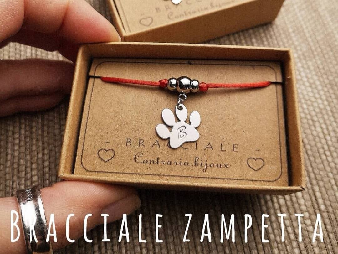 Bracciale Zampa con lettera incisa personalizzata - ContrariaBijoux